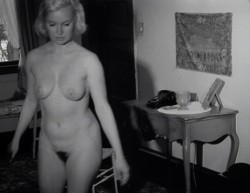 The Kiss of Her Flesh (1968) screenshot 1